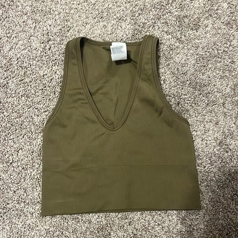 Athleta top